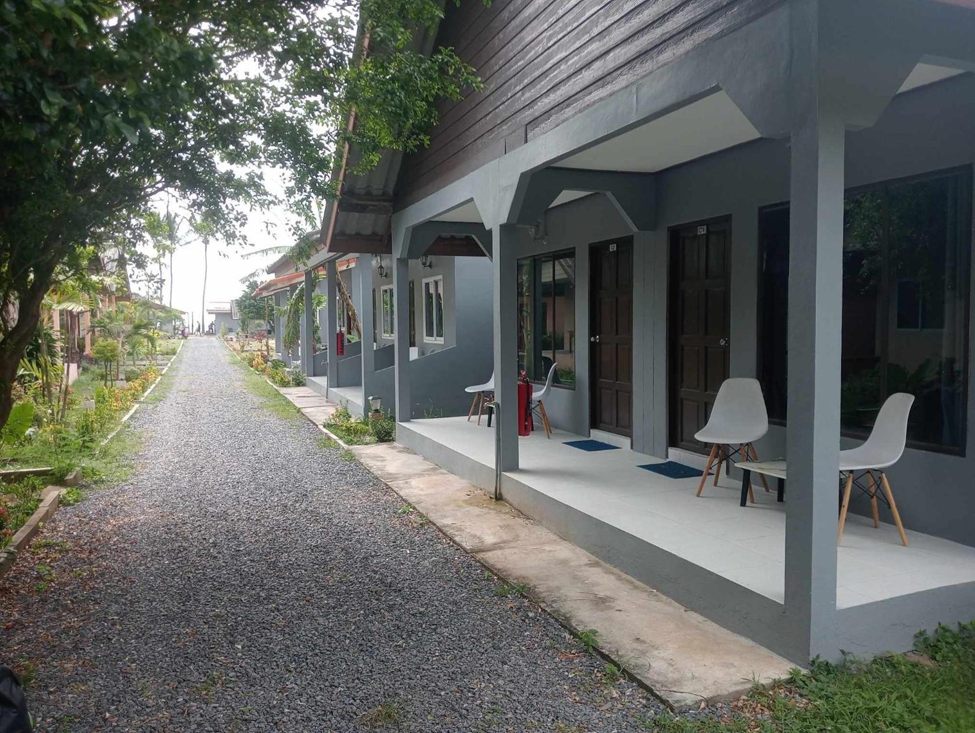 Scandinavian Beach Resort Ko Lanta Kültér fotó