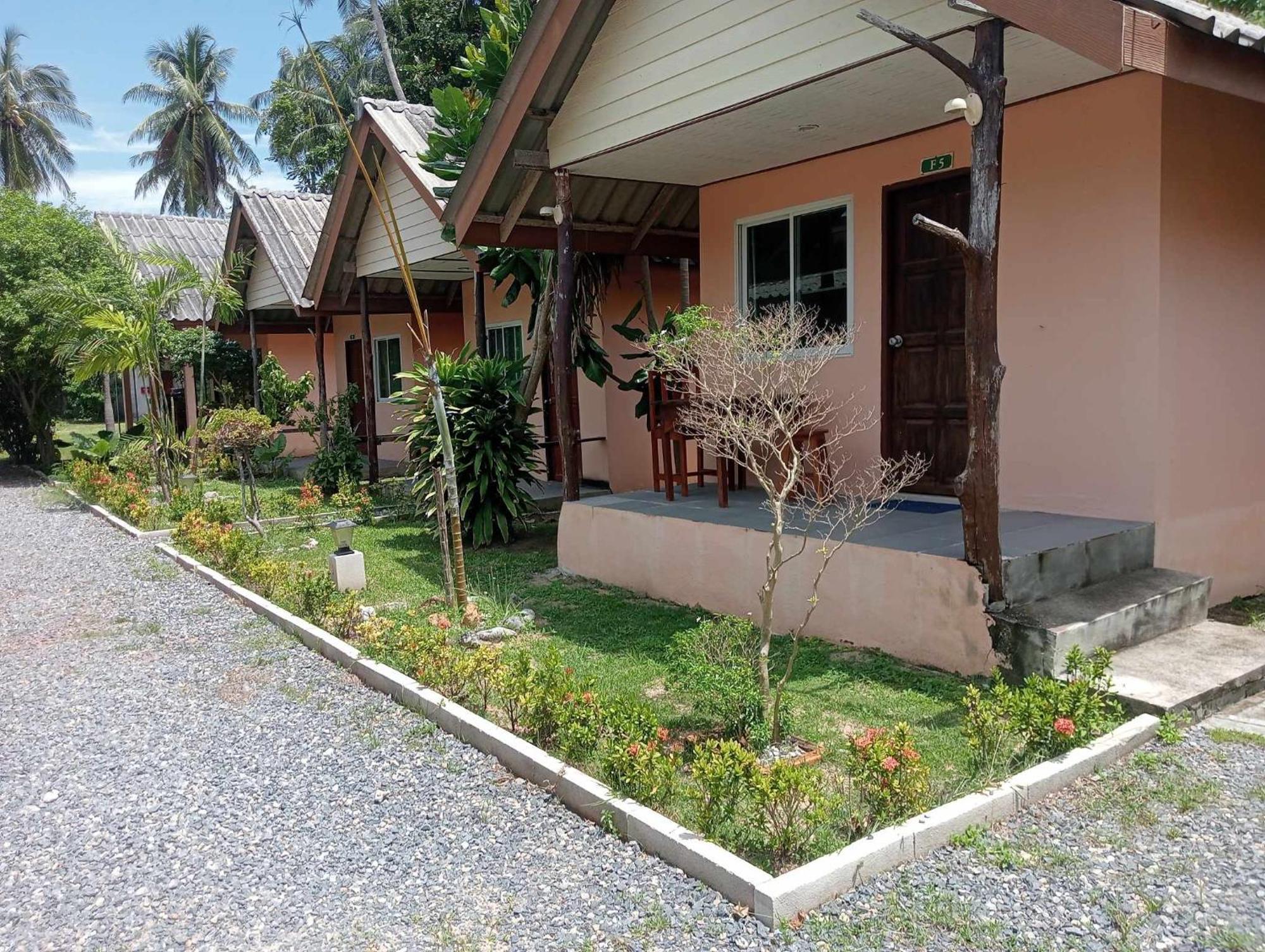 Scandinavian Beach Resort Ko Lanta Kültér fotó